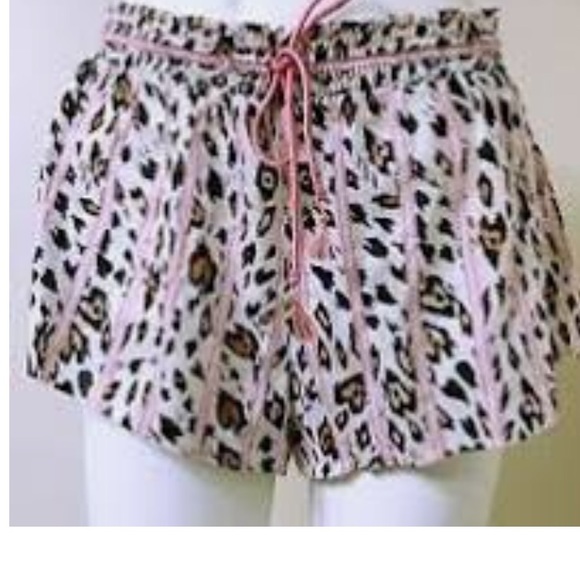 NWT Victoria secret shorts💕 - Picture 3 of 8